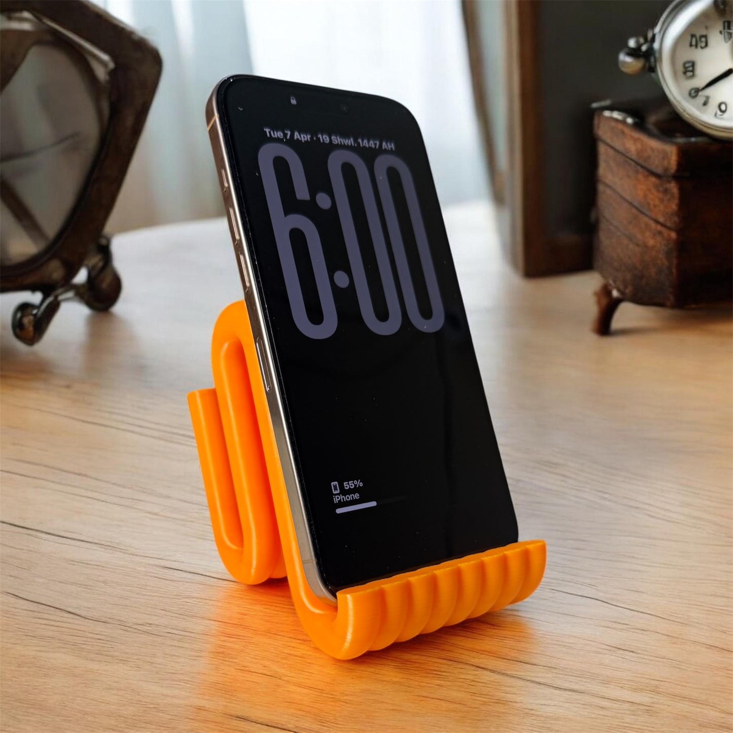 Wiggle Phone Stand